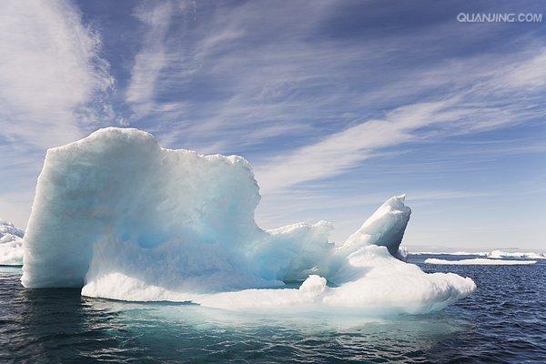  p>巴芬岛(baffin island)一译"巴芬兰",是 a href="#" data-lemmaid=