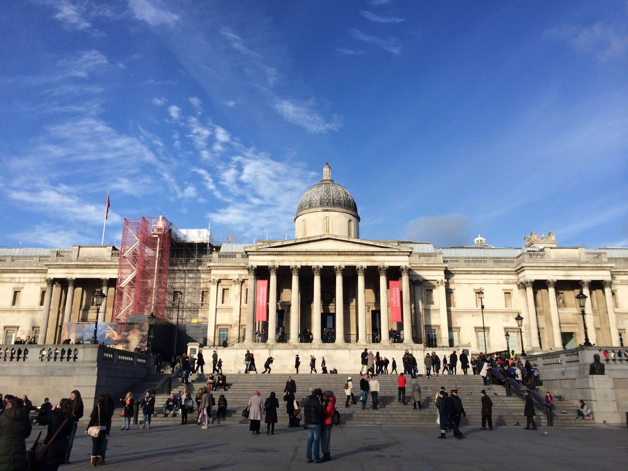  p>英国国家美术馆(the national gallery,又译为国家艺廊),是位于 a