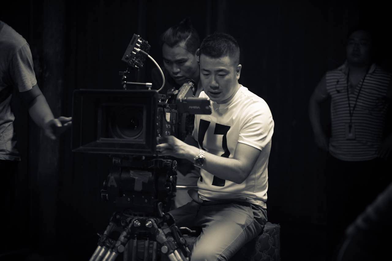  p>姚杰,生于内蒙古自治区,现居北京,中国内地摄影师. /p>