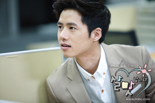  a target="_blank" href="/item/李泰成/4751895" data-lemma