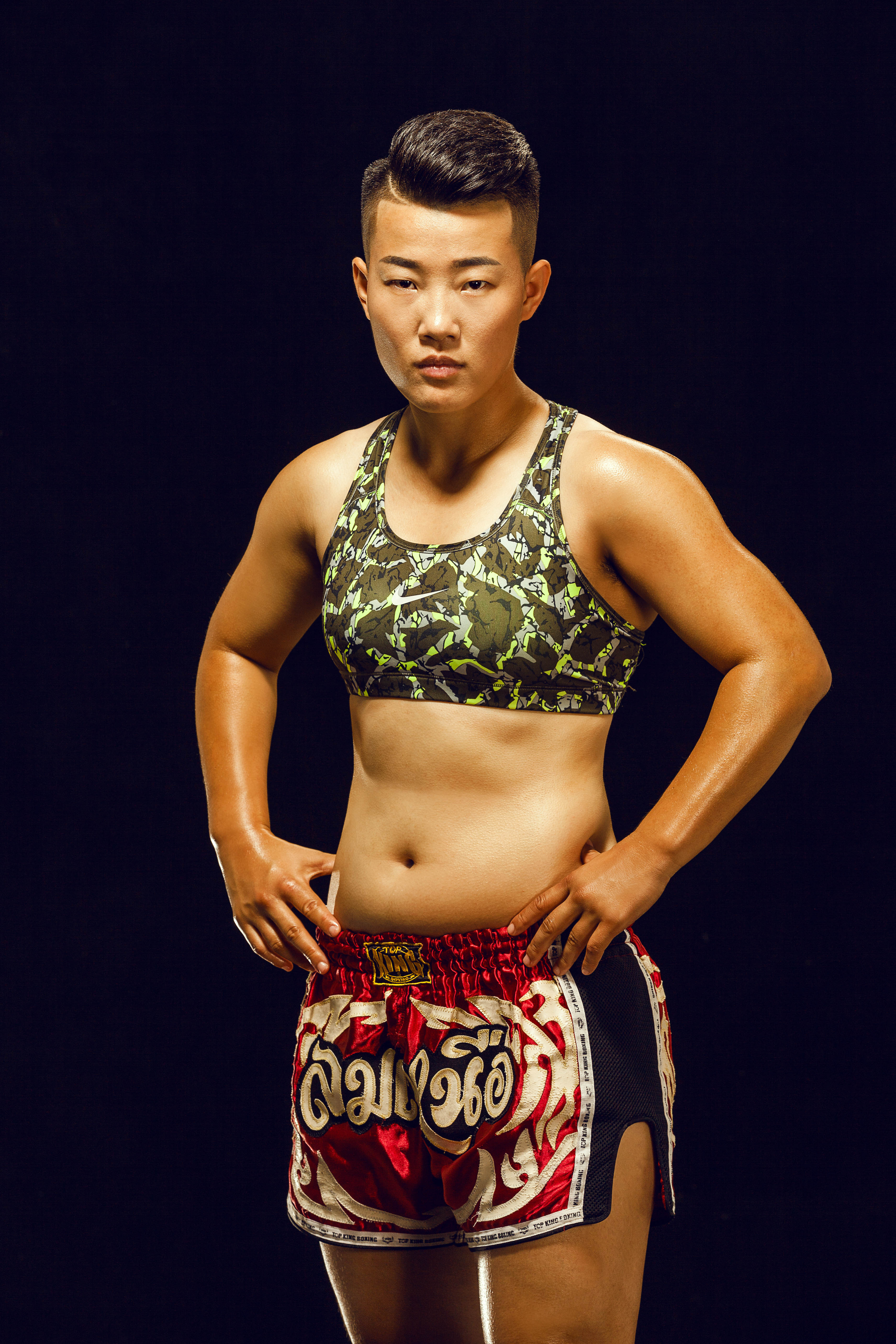  p data-id="gnb0ed6u62">杨洋,女,自由搏击运动员.