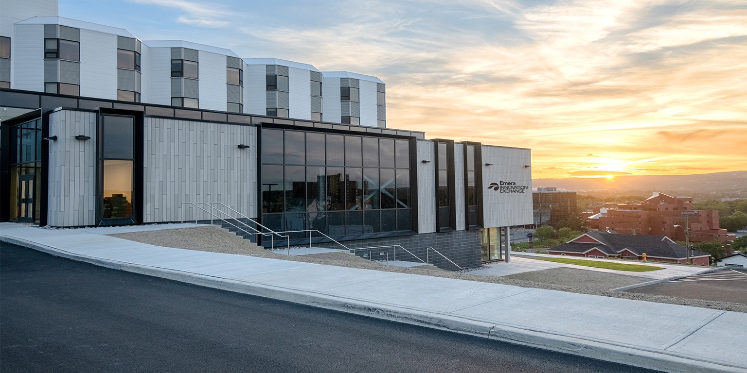  p> span class="ref" data-ctrid="2adxy3hymwa">纽芬兰纪念大学 