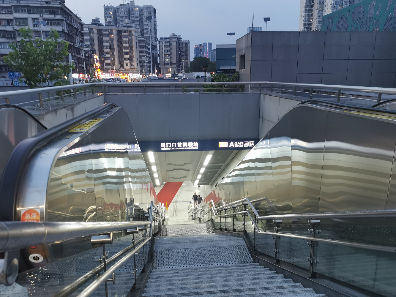 司门口黄鹤楼站_百度百科