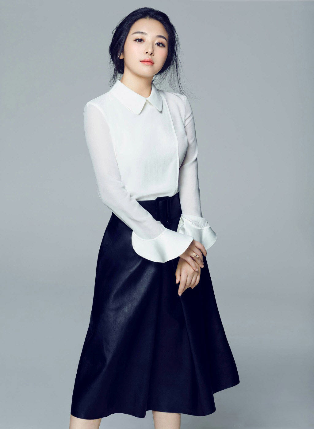  p>张含韵,1989年4月9日出生于四川省德阳市旌阳区,中国内地流行乐女