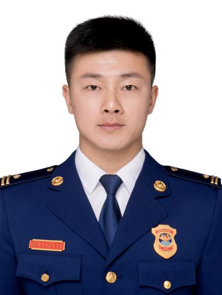  p>刘亮(全国应急管理系统二级英雄模范,中国消防忠诚卫士),男,汉族