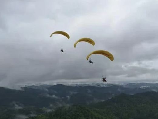 雷鹏航空运动俱乐部株洲滑翔伞基地