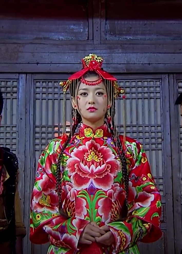 女,爱情剧《 a target="_blank" href="/item/情定三生/79306" data