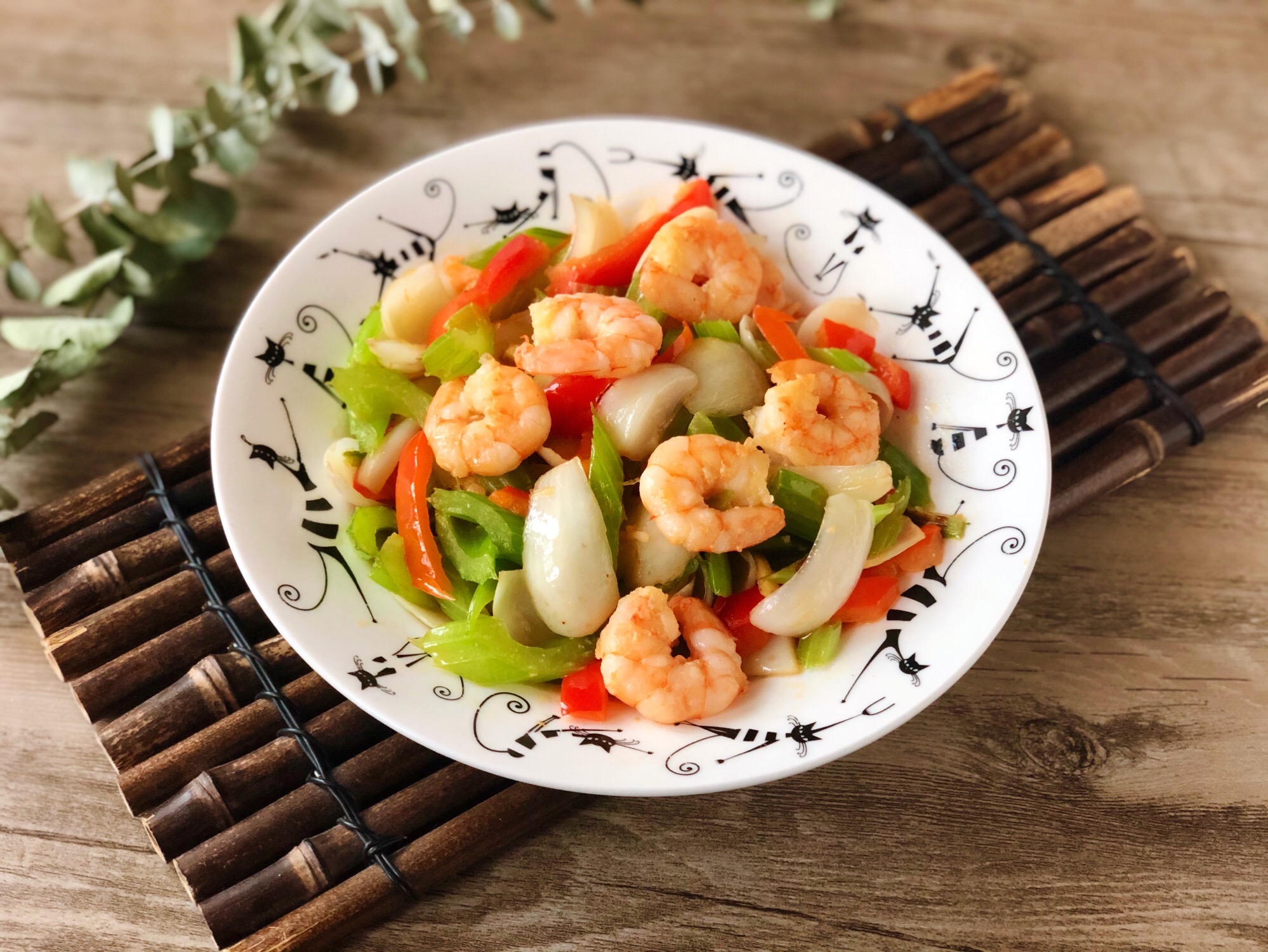 西芹百合炒虾球