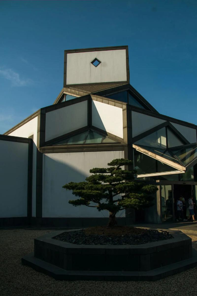  p data-id="grqfotbhbx">苏州博物馆,位于苏州市姑苏区东北街204号