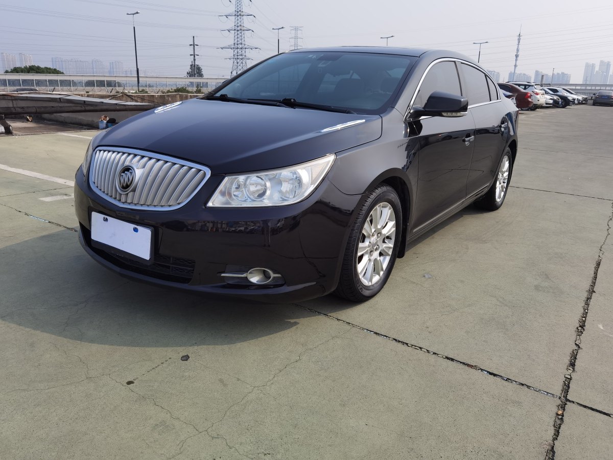 2012款君越2.4l自动雅致版