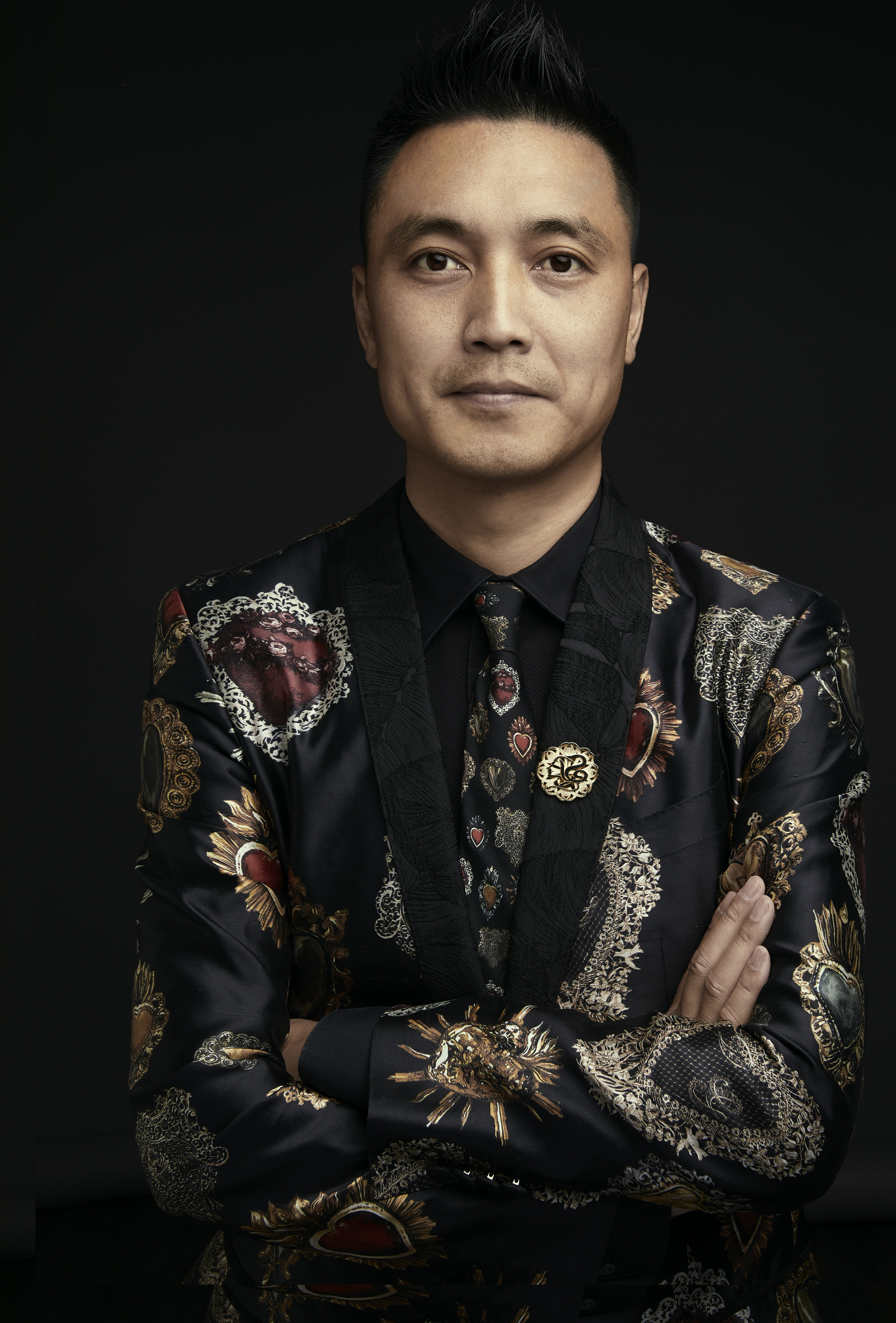 董事长,宁波市美发美容行业协会会长,亚洲发型师协会第五届中国区会长