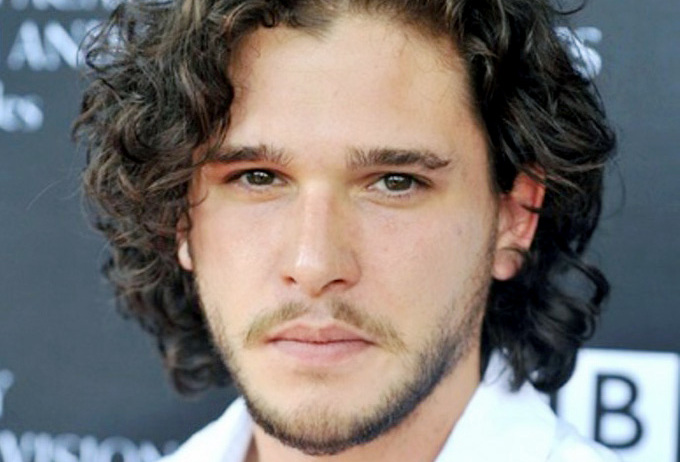 p>基特·哈灵顿(kit harington),1986年12月26日出生于英国伦敦的