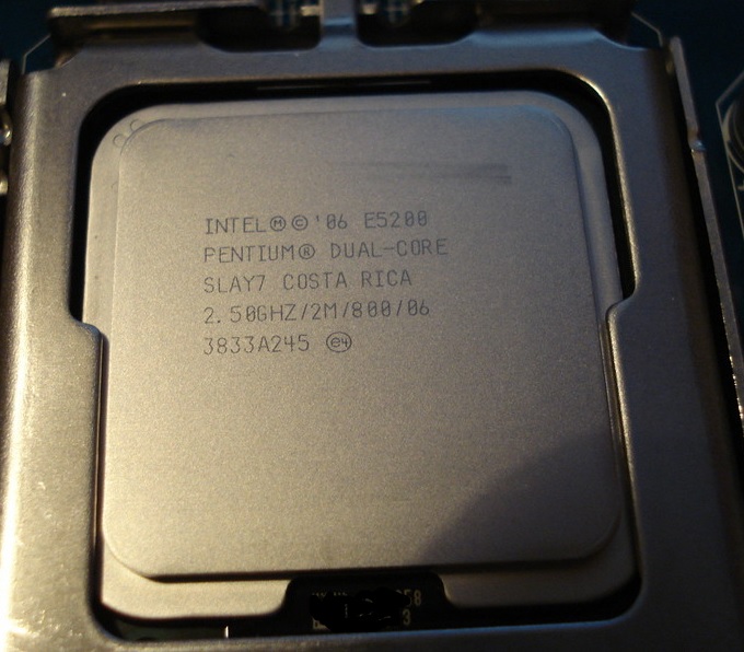 intel 奔腾双核 e5200(散)