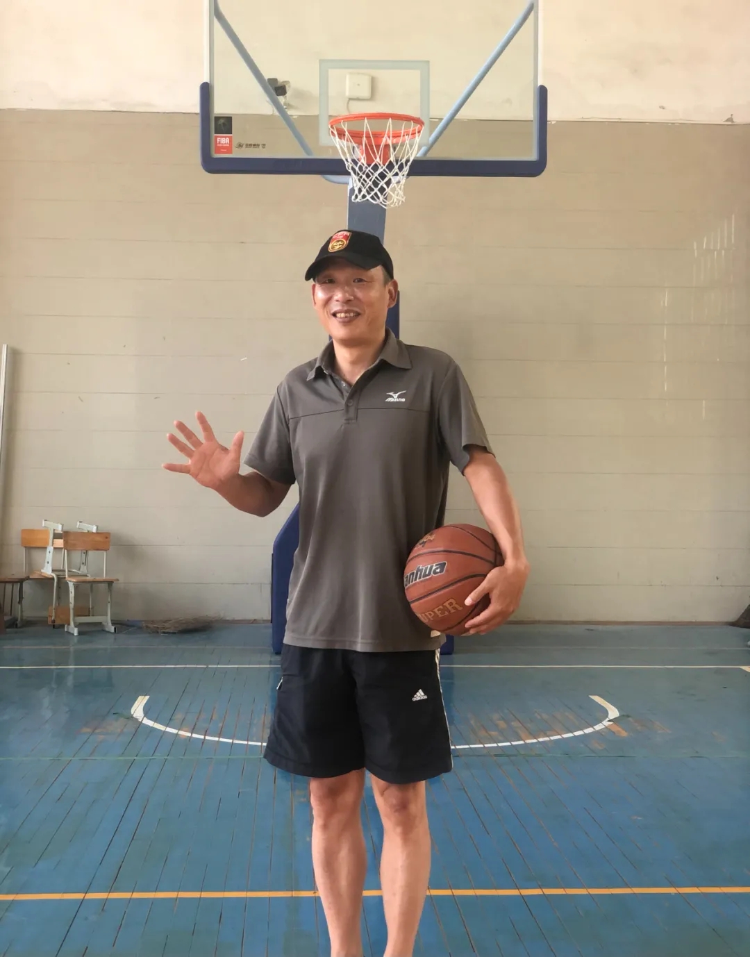 宁波市李兴贵中学