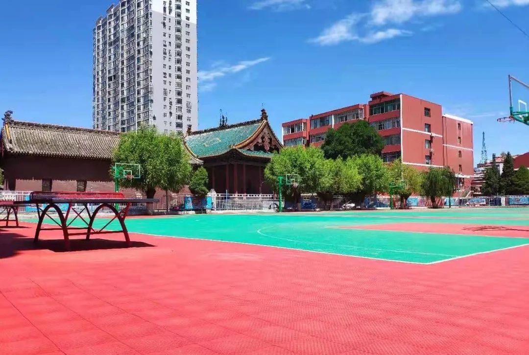 吕梁市贺昌中学