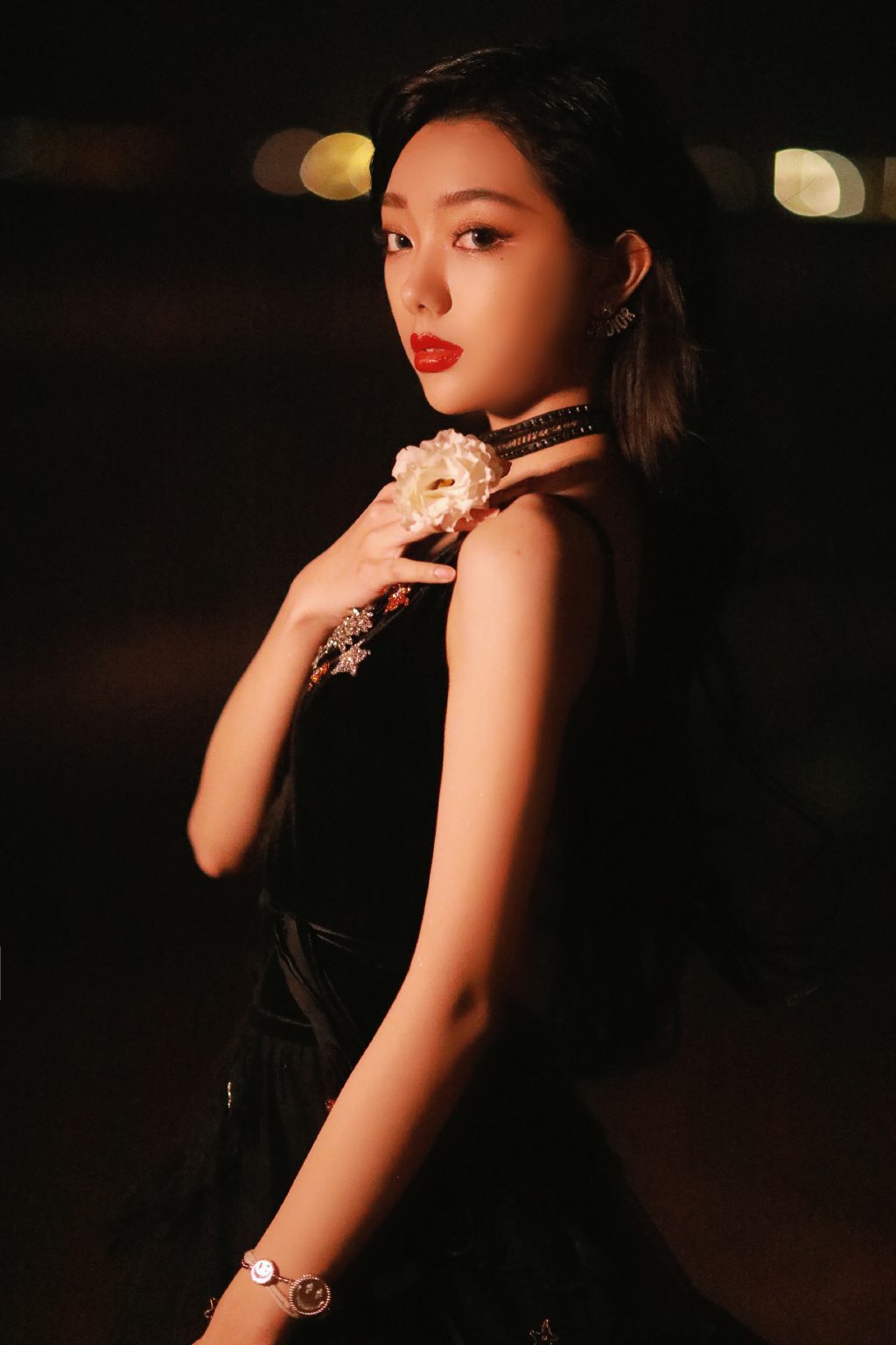 ">李紫婷(mimi lee),2000年1月20日出生于泰国曼谷,泰籍华裔女歌手