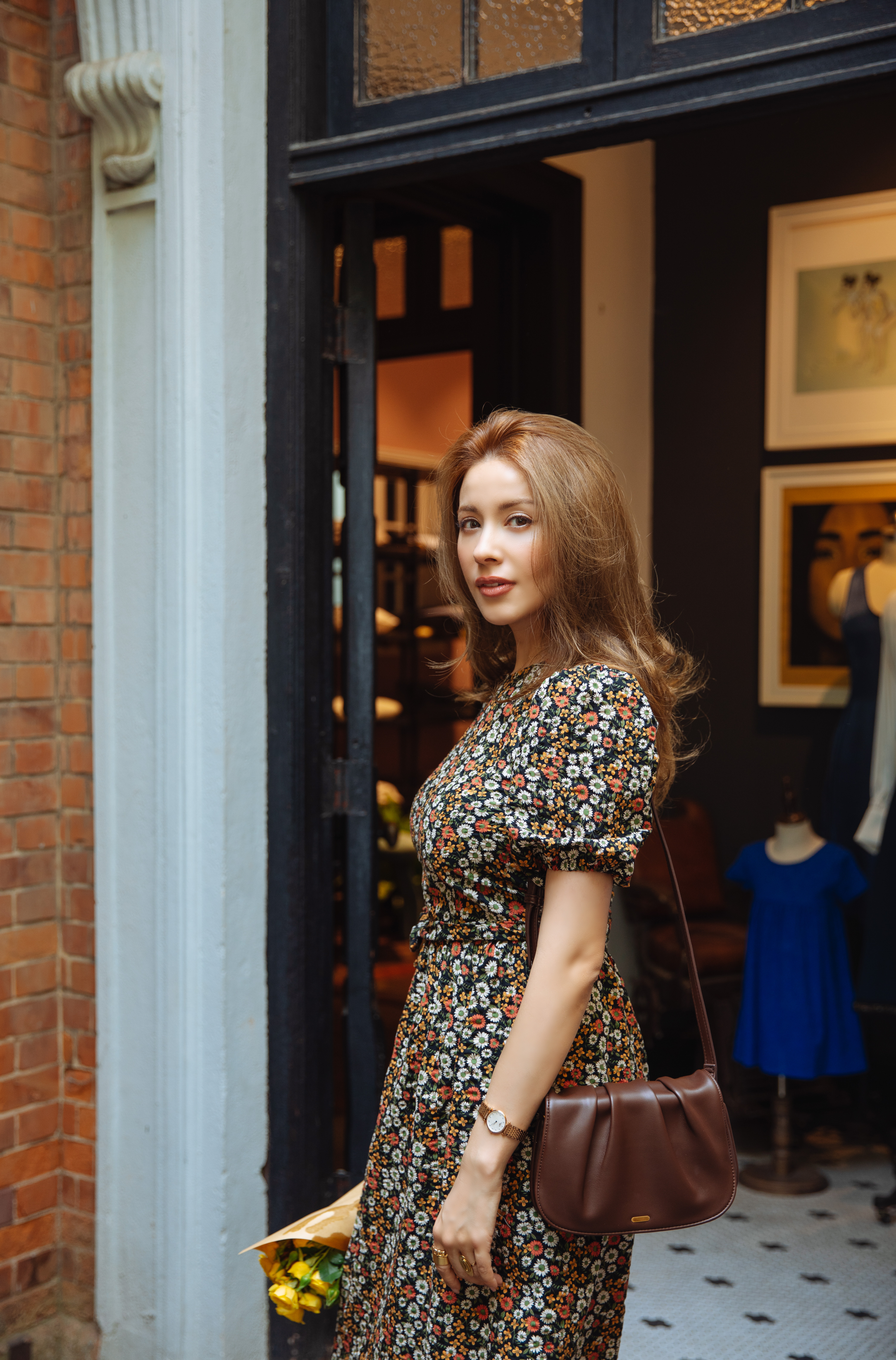  p>那笛,出生于北京,中国内地女演员,模特,主持人.