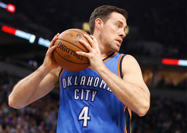  p>尼克·科里森(nick collison),1980年10月26日出生于美国 a target