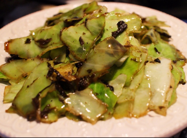 橄榄菜炒圆白菜
