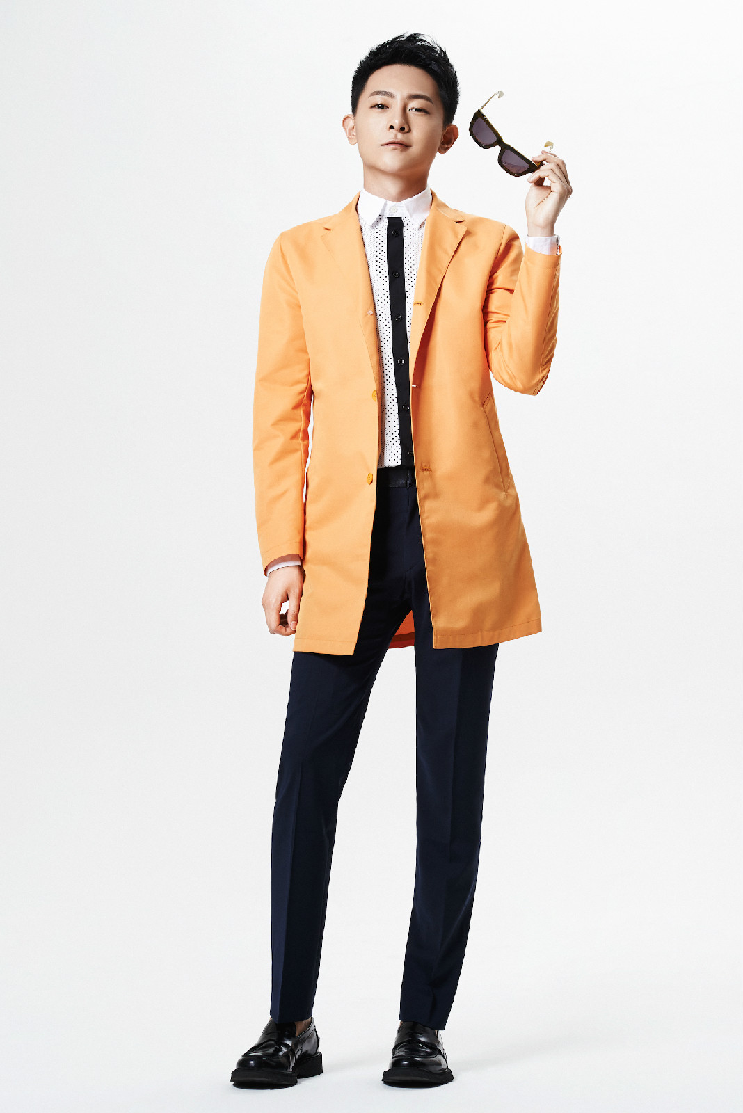 id="gnrqgb37aj">张皓然 ,1988年1月14日出生于内蒙古,中国内地男演员