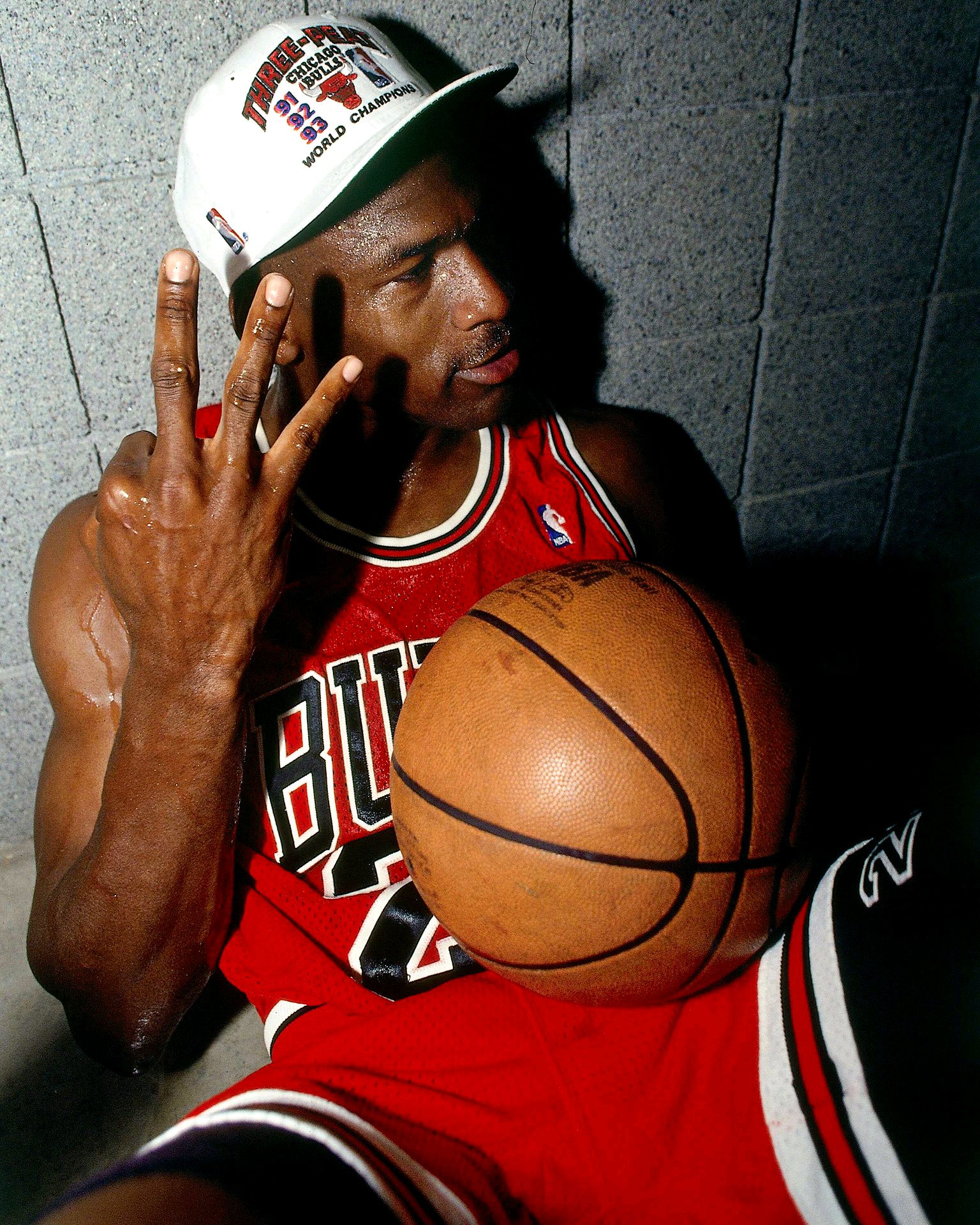  p>迈克尔·乔丹(michael jordan),全名迈克尔·杰弗里·乔丹(michael