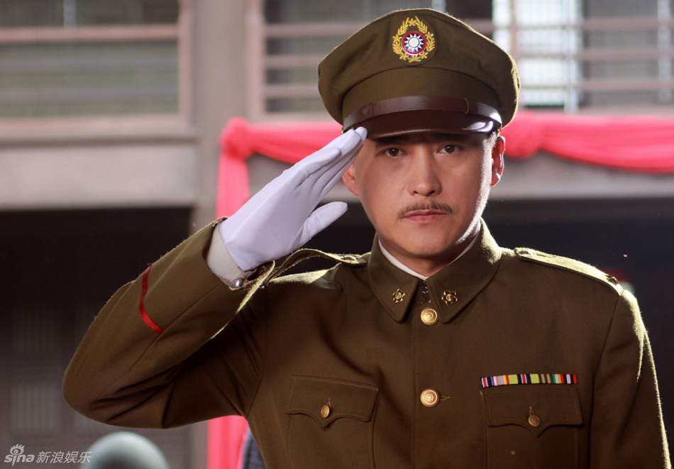  p>刘小锋,1971年1月16日出生在辽宁省沈阳市,中国内地影视演员.