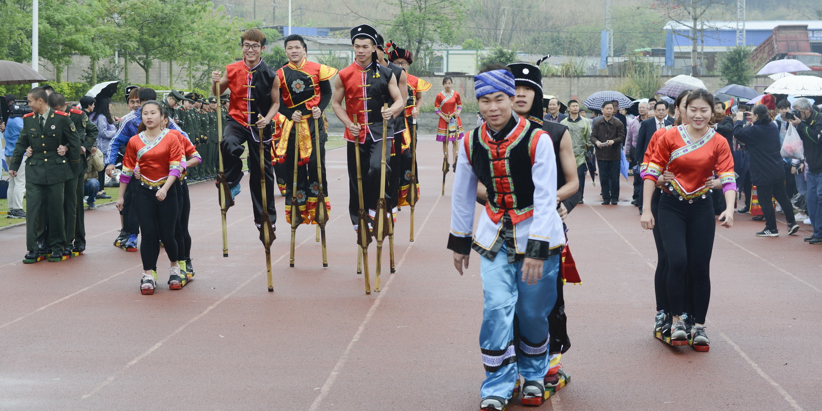 中国壮乡三月三校园民族文化艺术节