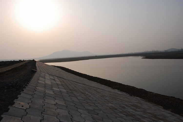 ="7090737">穷水 /a>, a target="_blank" href="/item/淮河/230880"