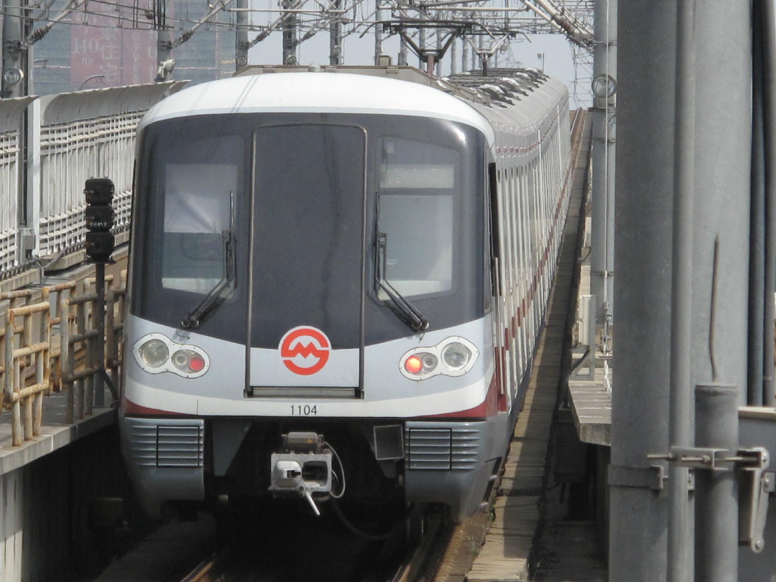 上海地铁11号线北段