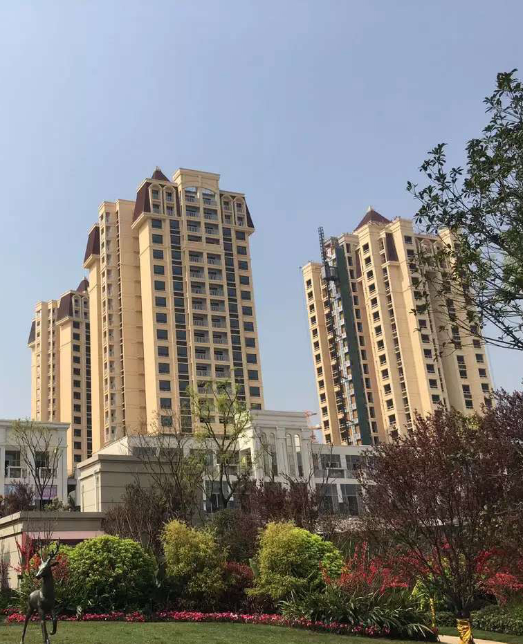  p>奥园越时代地处解放碑向南首站,位于茶园东南大道与通江大道的交汇