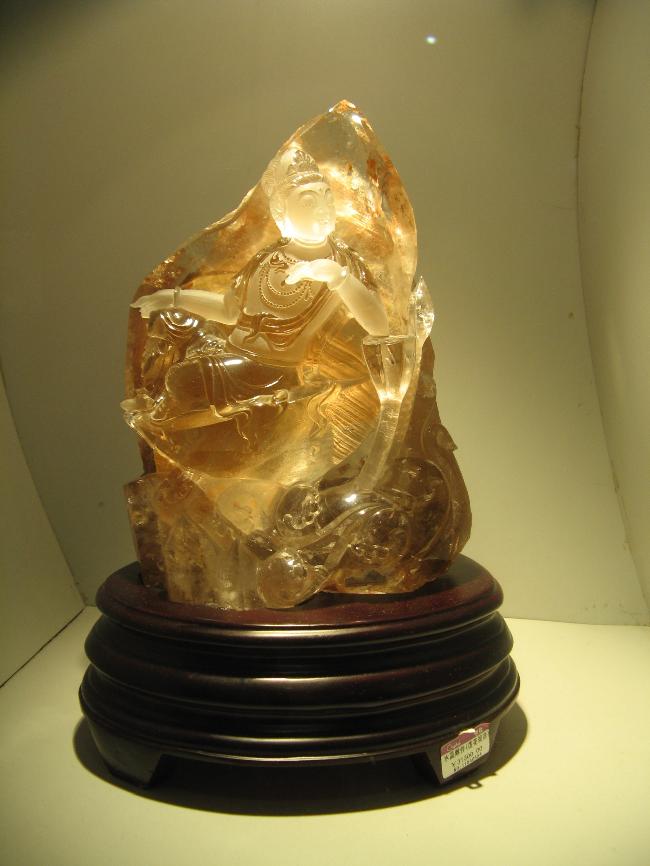 海南岛天然水晶