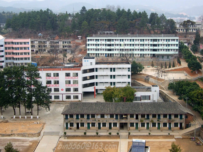  p>定南三中,全称定南县第三中学,原为 a href="#">定南县 /a>实验