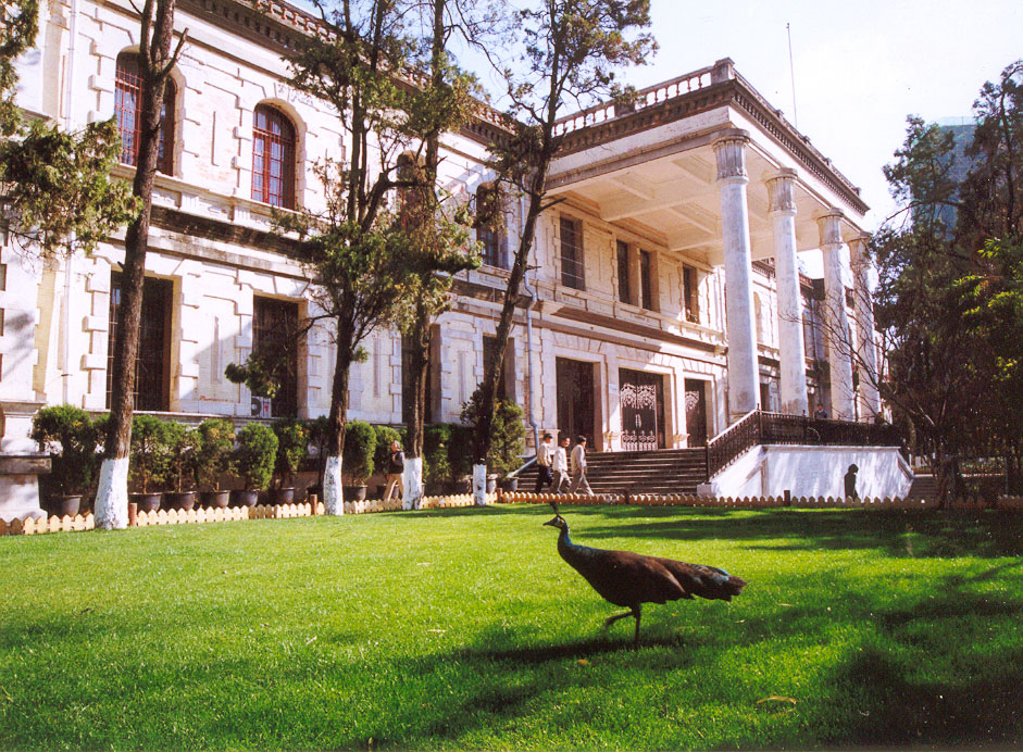  p>会泽院是 a href="#" data-lemmaid="162032">云南大学 /a>的标志