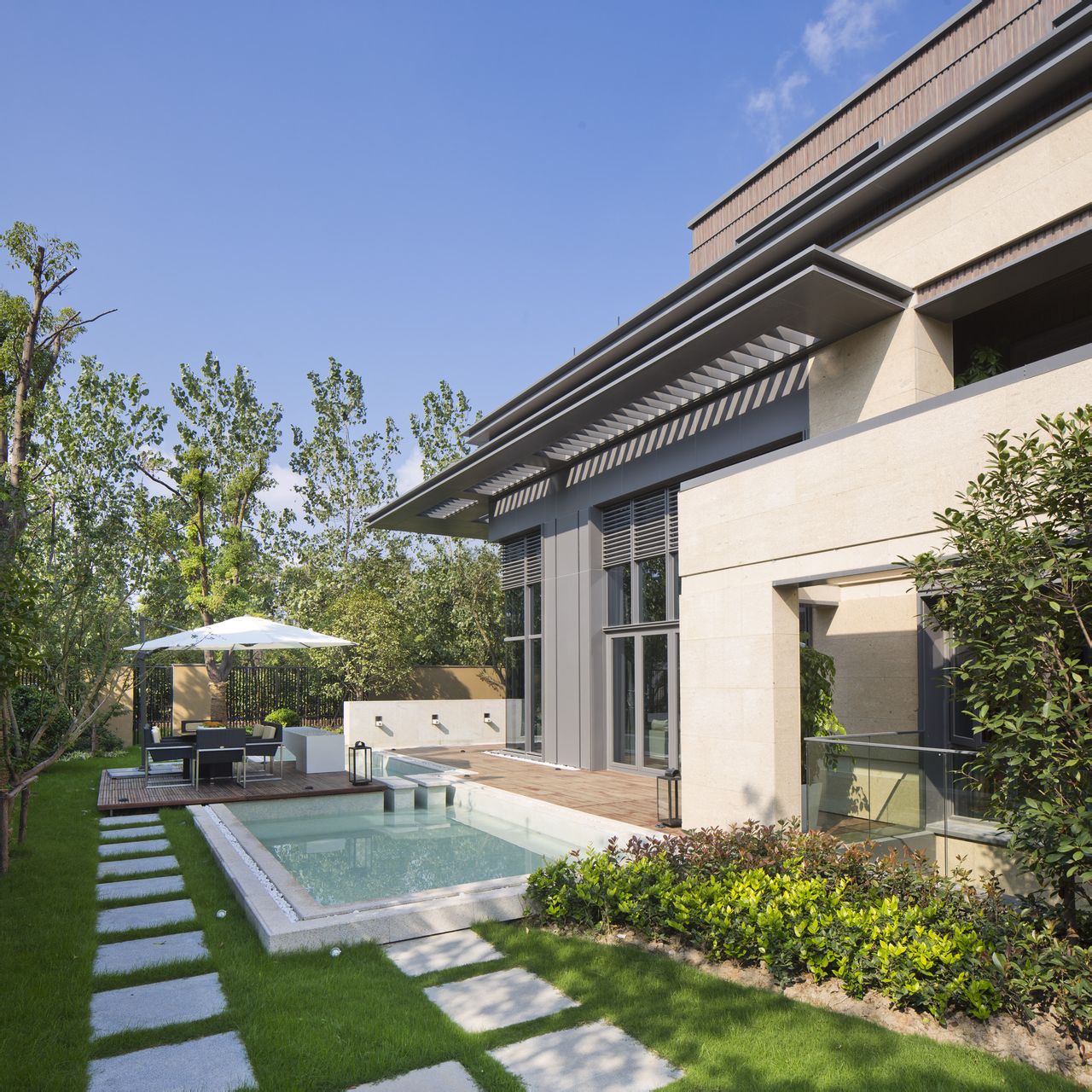 data-lemmaid="127743">上海市 /a>闵行区浦江镇,东向浦申路(n7),西向