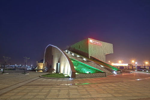  p>昆山美吉特工业品博览城是江苏省重点建设项目.