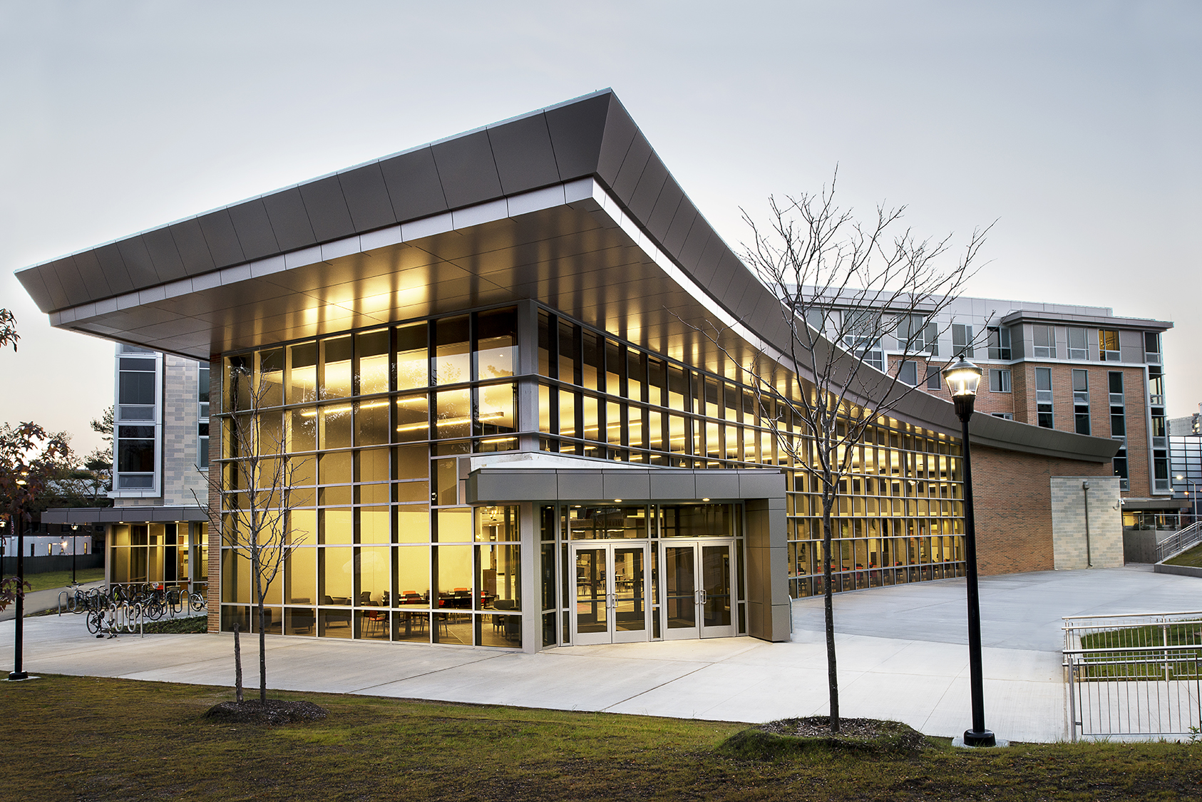 university of new york at stony brook),又名石溪大学,简称sbu
