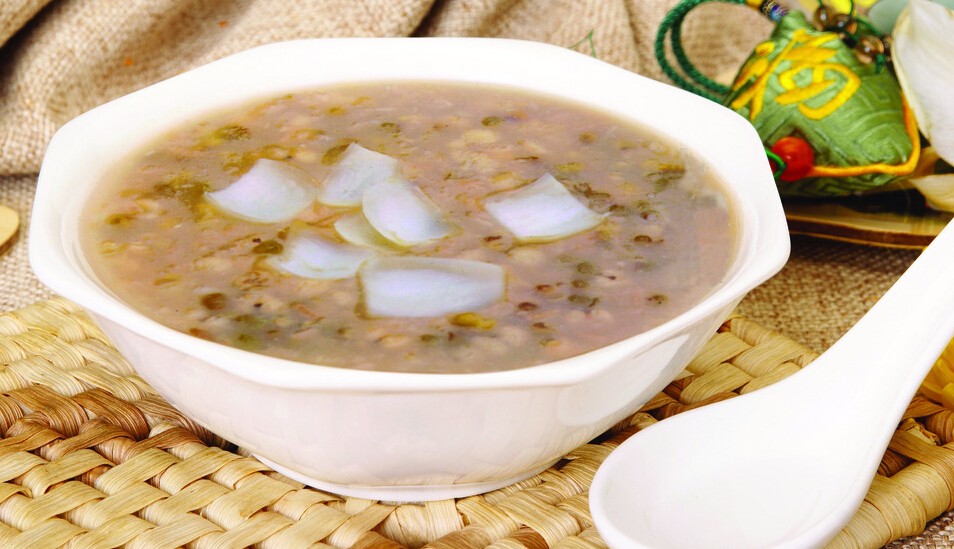 绿豆薏米百合羹