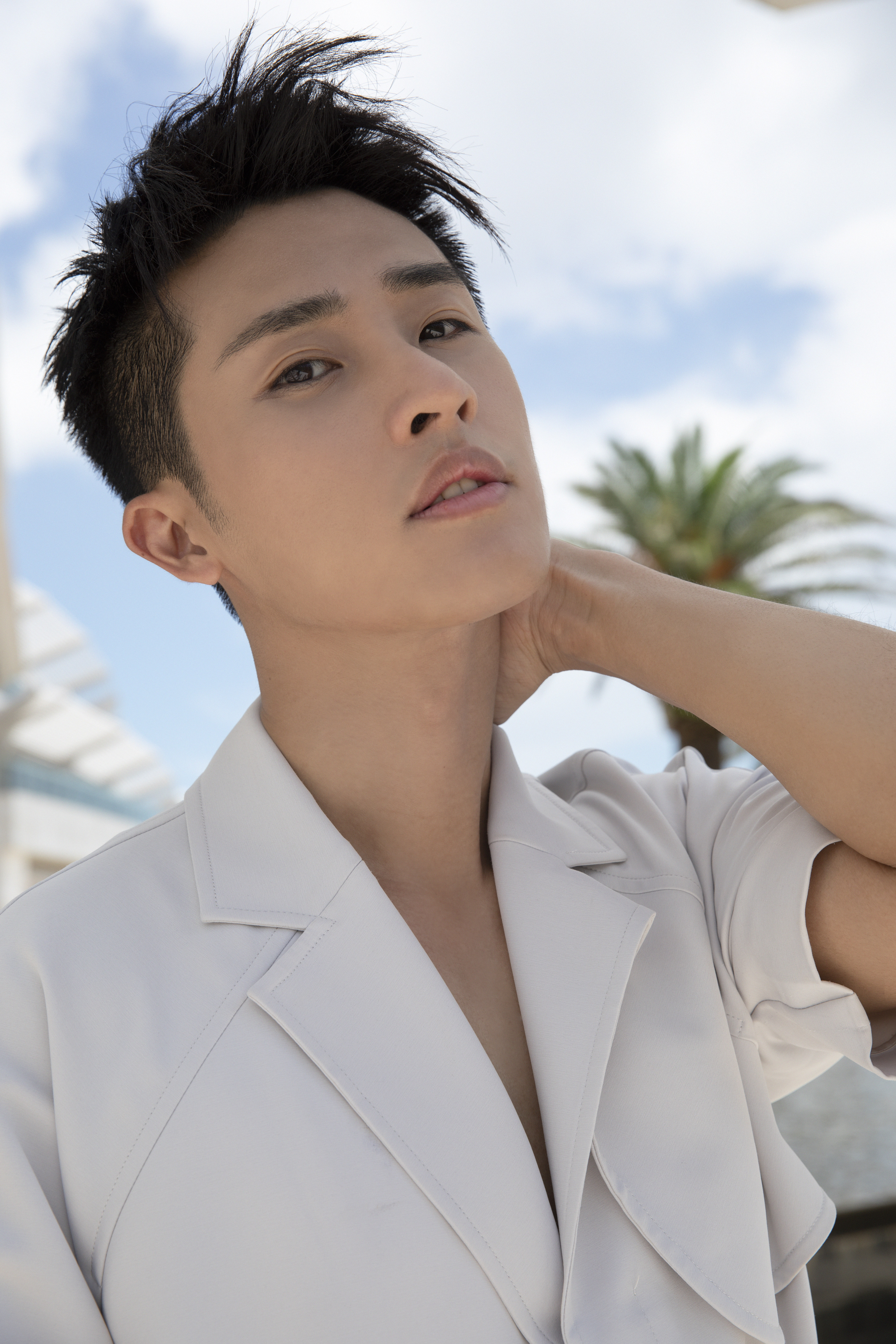 张赫(英文名:z ryan),1984年9月17日出生于辽宁省沈阳市,中国内地男