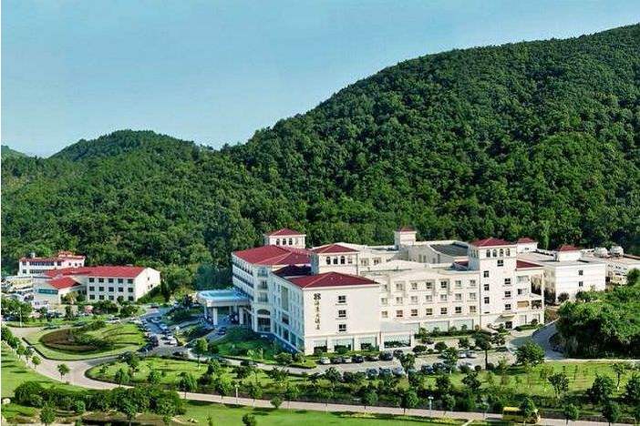  p data-id="gnb49qcg2r">象山松兰山海景大酒店是一家中美合资高规格