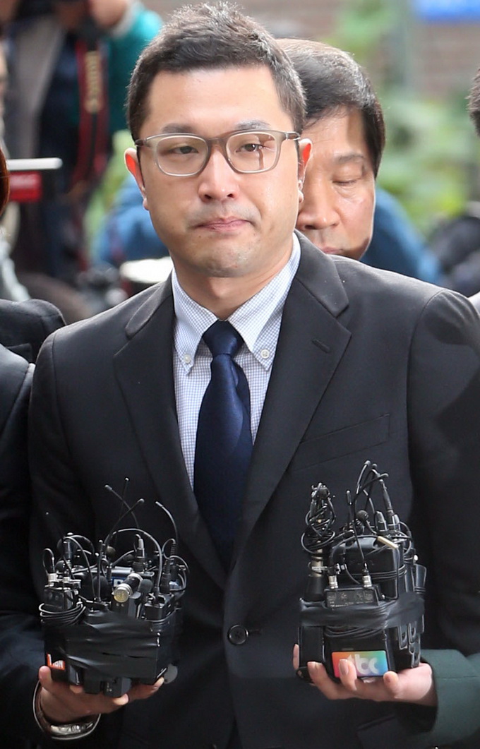  p data-id="gnbsdyyda6">李时炯,韩国前总统 a target="_blank" href