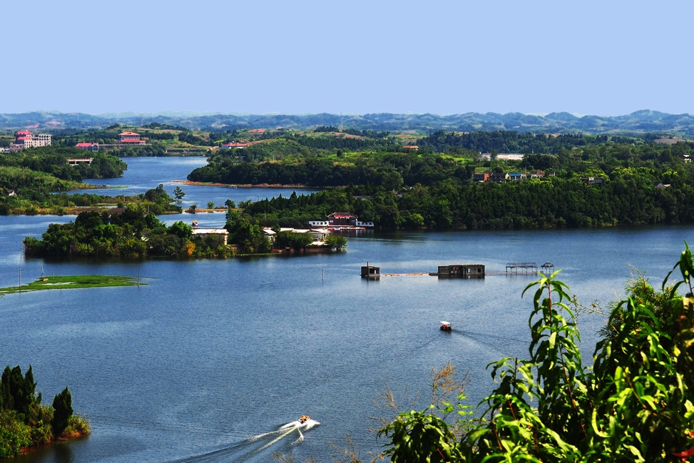 龙泉湖旅游度假风景区