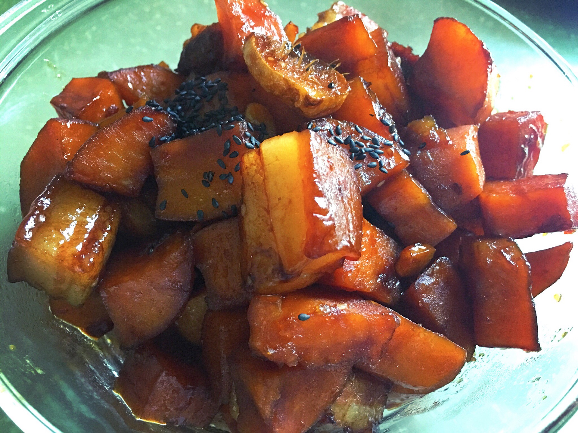  p>红薯红烧肉是用 a target="_blank" href="