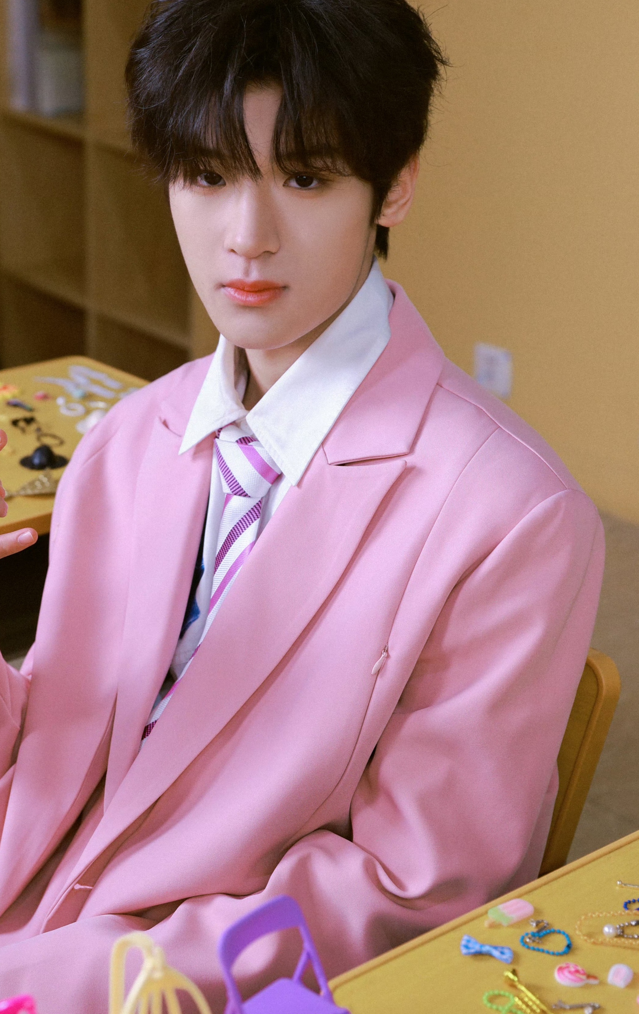 data-id="gncnfiytal">张峻豪,2007年7月20日出生,中国内地男歌手,tf