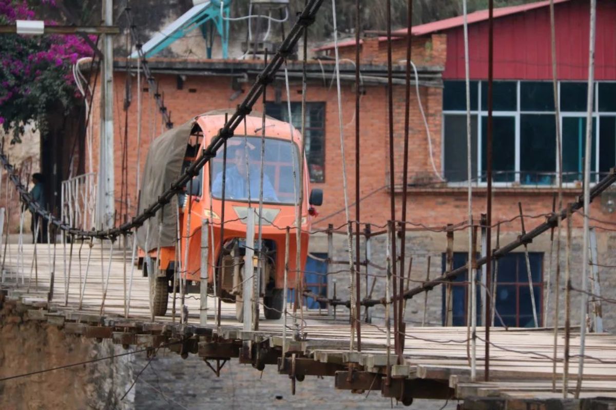  p>盘江乡,隶属于云南省红河哈尼族彝族自治州建水县,地处 a target="