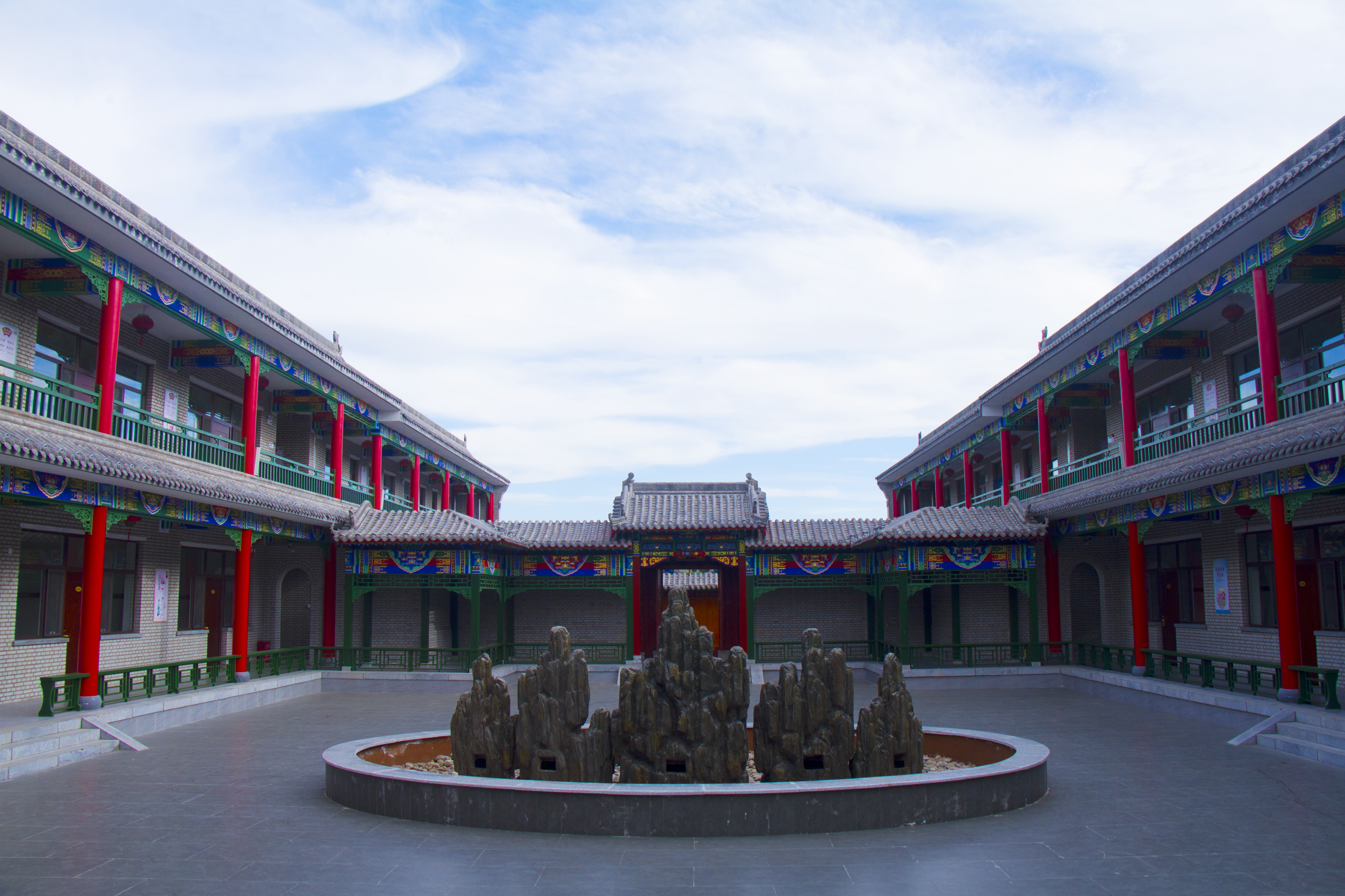  p> span class="ref" data-ctrid="tkgg2rwj">鄂尔多斯市九城宫草原