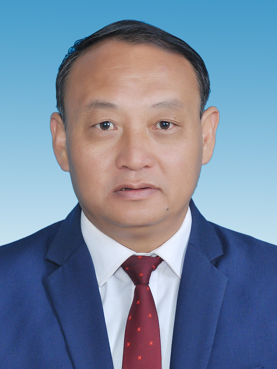 陈磊,现任贵州省普安县教育局副科级干部.