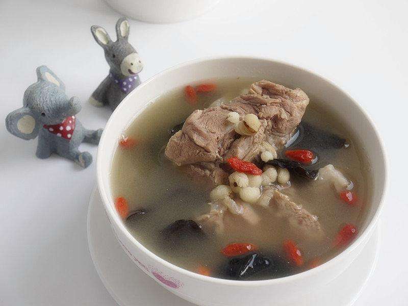 data-id="gn7c71ohaj">枸杞猪骨补血汤是以生猪骨,红枣,枸杞子,黑豆为