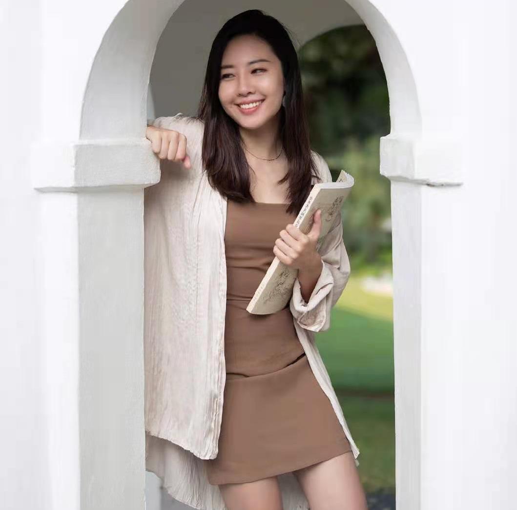  p>周韵,青年 a target="_blank" href="/item/钢琴家/62469" data