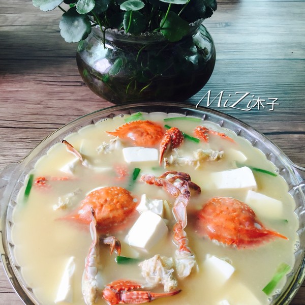 id="gn7x2i2jru">营养梭蟹豆腐汤,是一道菜品,制作原料主要有梭子蟹