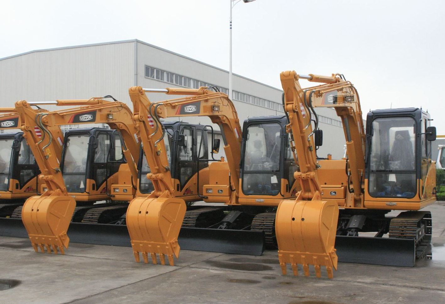 福田雷沃fr80g挖掘机